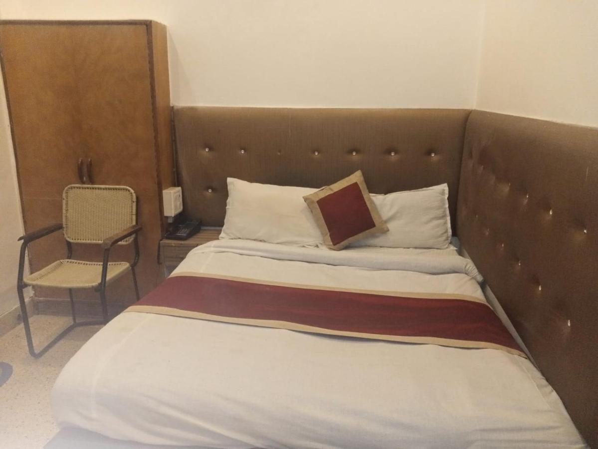 Hotel Amar Palace By Wb
