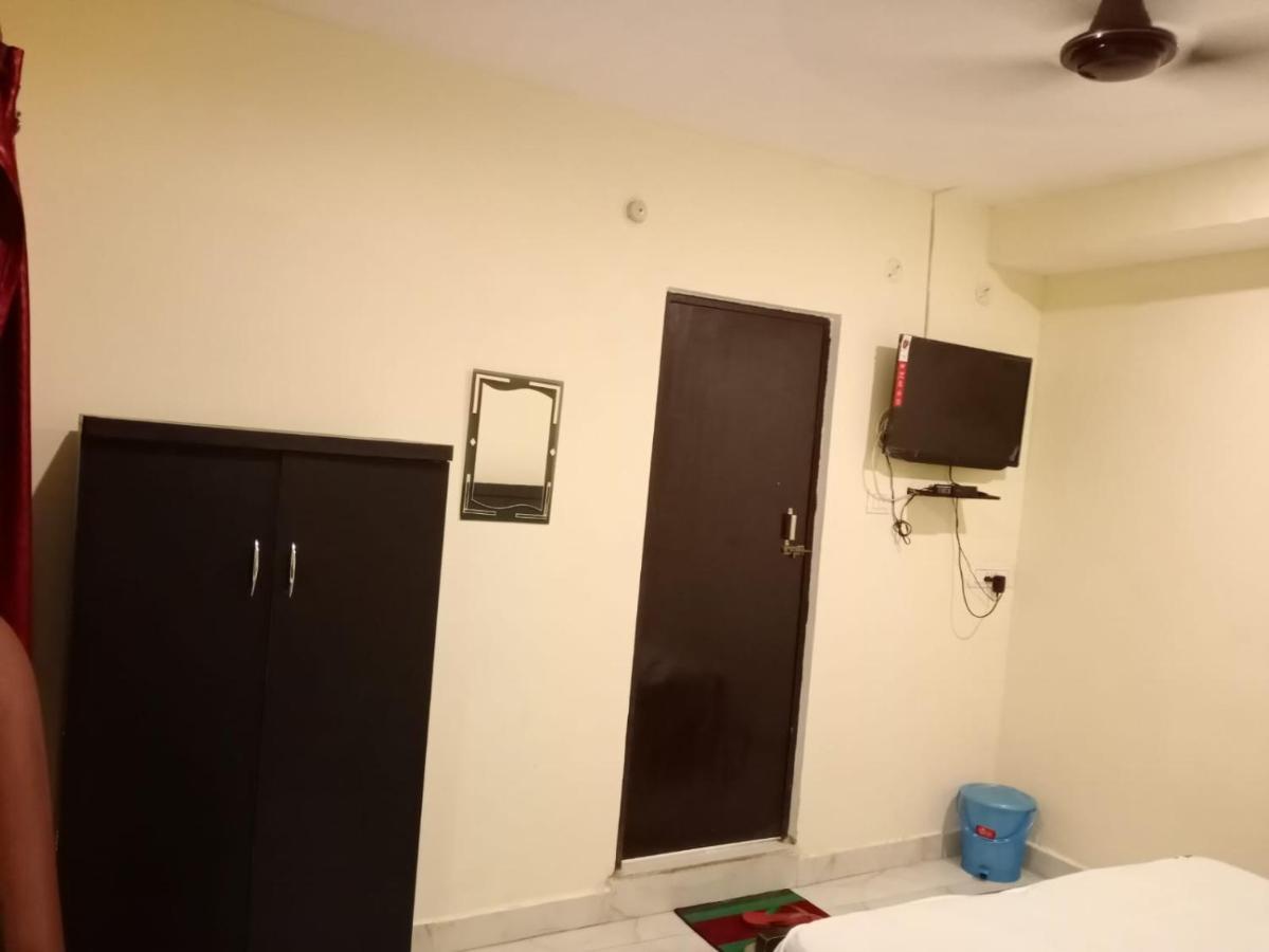 Amar Palace By Wb Hotel