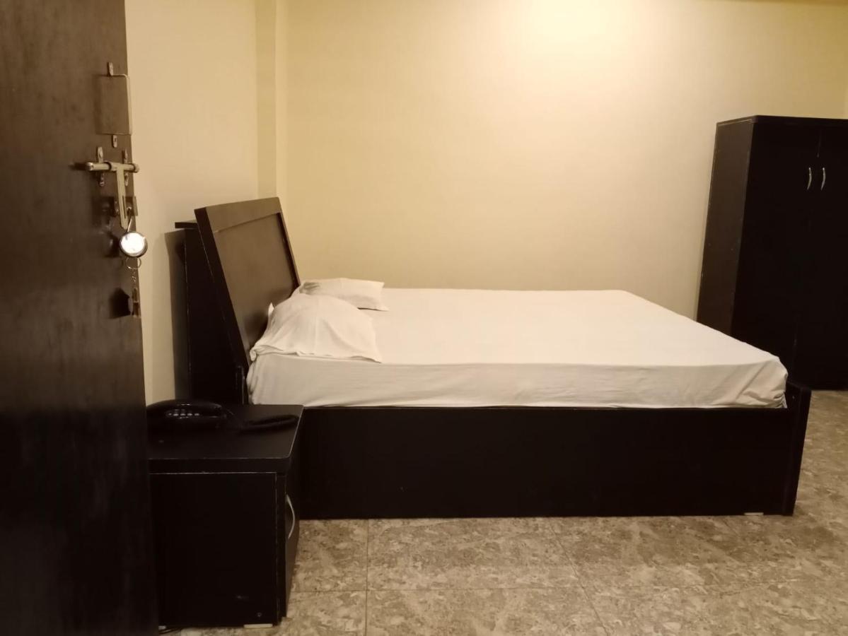 Hotel Amar Palace By Wb