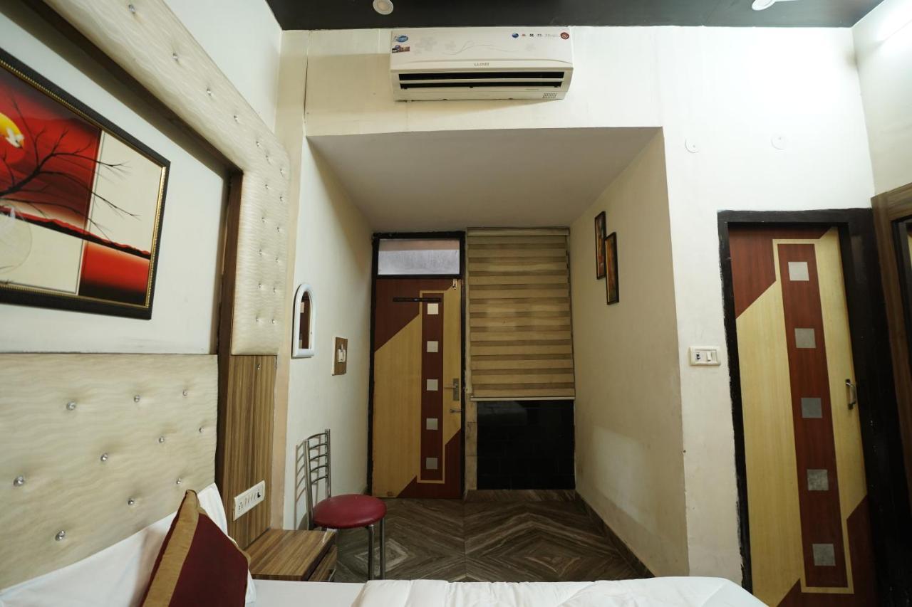Amar Palace By Wb