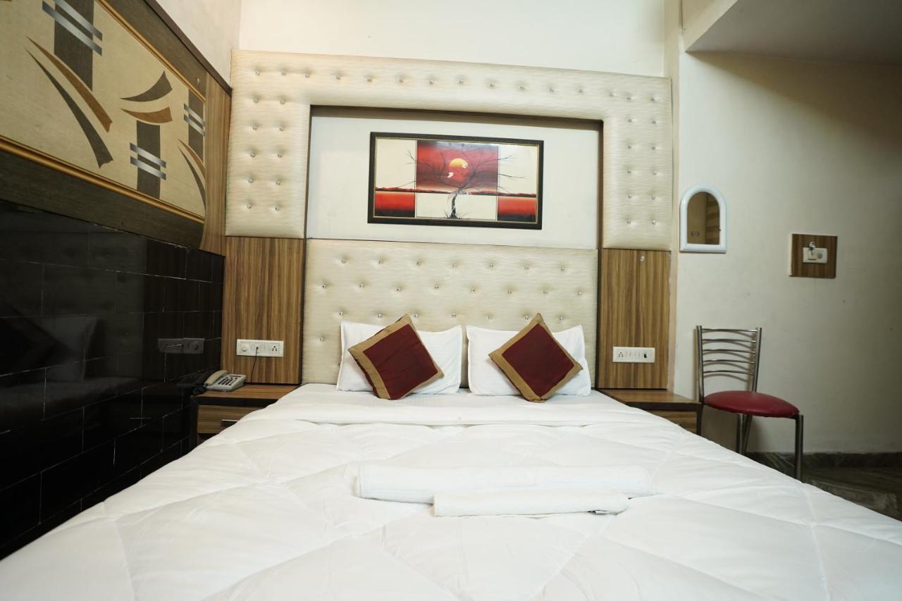 Amar Palace By Wb